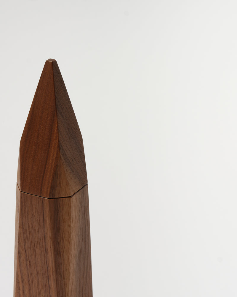 Pepper Spitz – Walnut - Second View